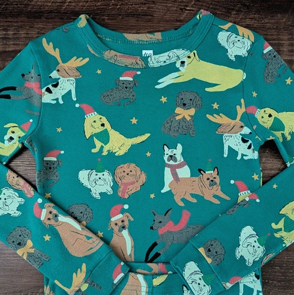 Tea Collection 2-Piece Pajama Set - Picture 5 of 11